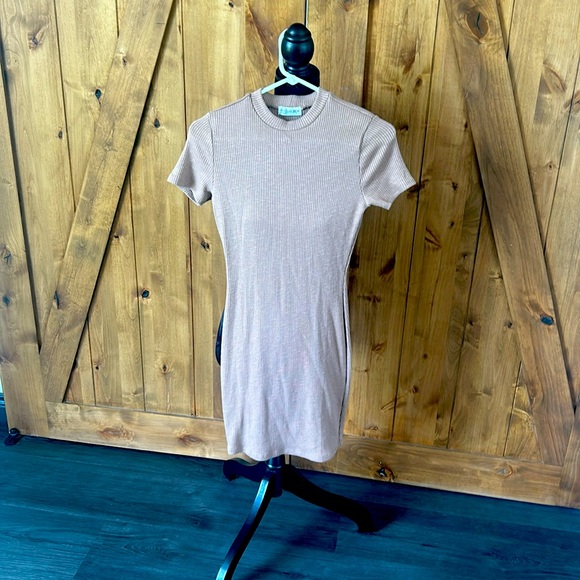 Popular 21 midi fall dress🍂🧡 - Picture 1 of 4